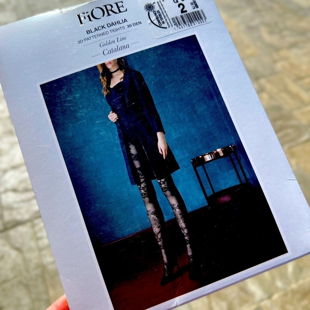 FiORE Golden Line Black Dahlia 30 Denier Luxury Tights Size 2 - Picture 2 of 5